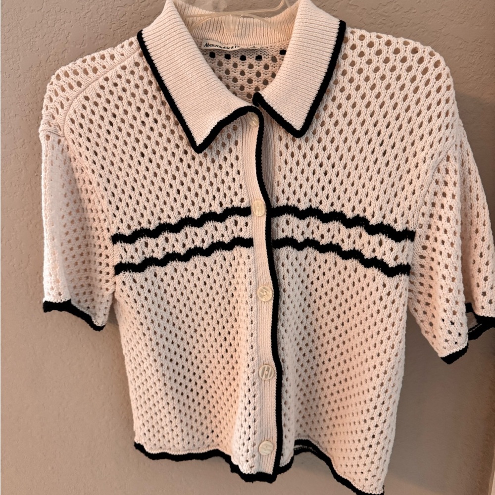 Abercrombie & Fitch Short Sleeve Crochet Sweater Collared Polo
